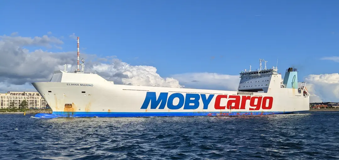 Færge Hansa Destinations Eliana Marino, der var chartret af Moby Cargo, blev også brugt til ruten Rostock-Nynashamn. Det blev dog kun brugt til godstransport. 