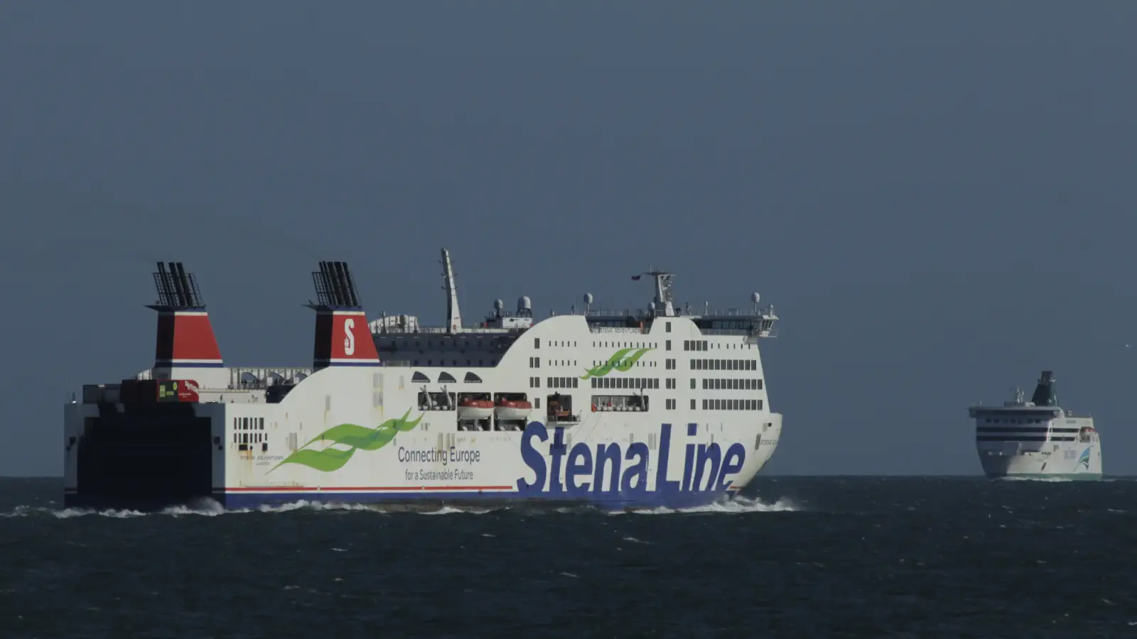 Færger til Irland. Stena Line og Irish Ferries færger gennem Det Irske Hav.