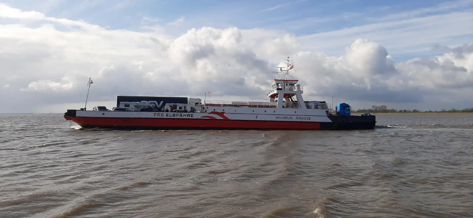 FRS Elbfähre Wilhelm Krooss.