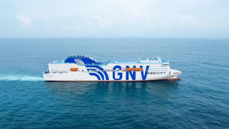 Færgen GNV VIRGO sejler til ruten Genova-Palermo.
