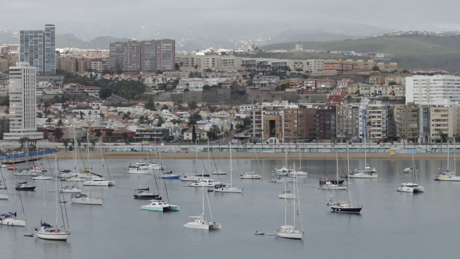 Las Palmas marina til Gran Canaria.