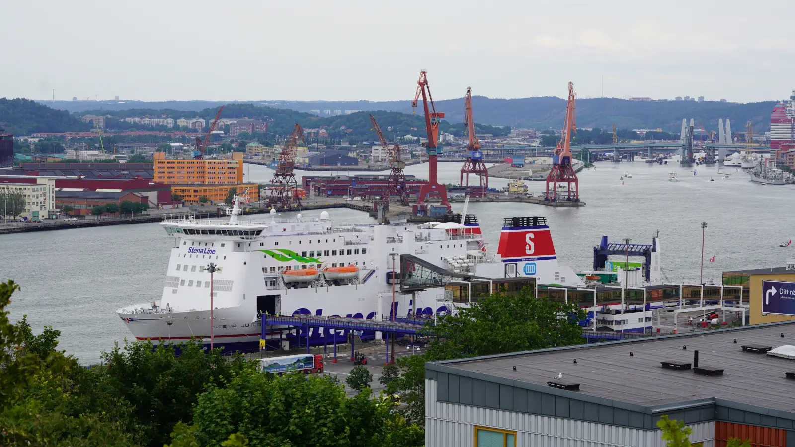 Færge Stena Line Rederiets Stena Jutlandica ved færgeterminalen i Göteborg før afgang til Fredrikshaven.