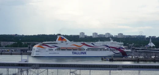 Færge Tallink Baltic Queen i havnen i Tallinn.